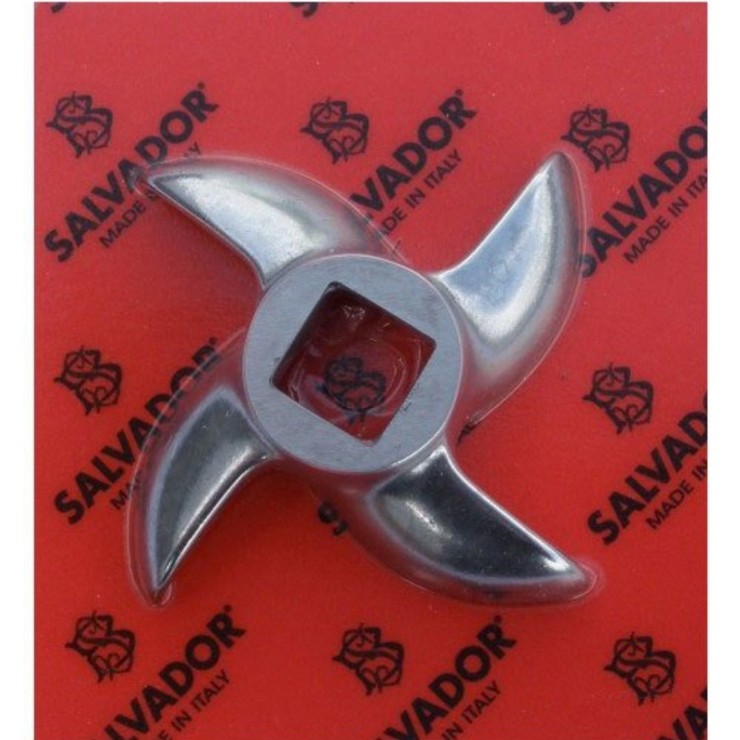 SALVADOR ET MAKİNA BIÇAĞI NO:32