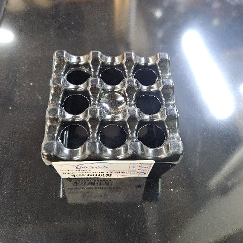 MELAMİN KAPAKLI KARE KÜLLÜK SİYAH